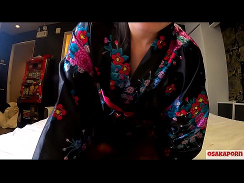❤️ ʻO ke kaikamahine cosplay ʻōpio makemake i ka moekolohe i ka orgasm me ka squirt i ka wahine lio a me ka blowjob. ʻO ke kaikamahine ʻAsia me ka puʻu huluhulu a me nā ʻuʻu nani i ka lole Kepani kahiko i loko o ka wikiō amateur e hōʻike ana i ka masturbation me nā mea pāʻani fuck. Sakura 3 OSAKAORN. ❤️ Quality sex ia makou